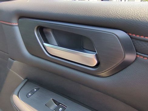 New 2025 Nissan Armada PRO-4X image 40