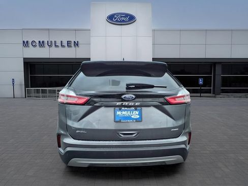 Certified 2022 Ford Edge SEL w/ Convenience Package AWD/4WD image 3