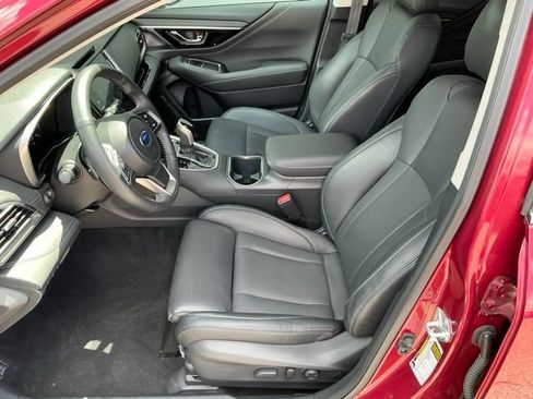Certified 2025 Subaru Outback Limited AWD/4WD image 12