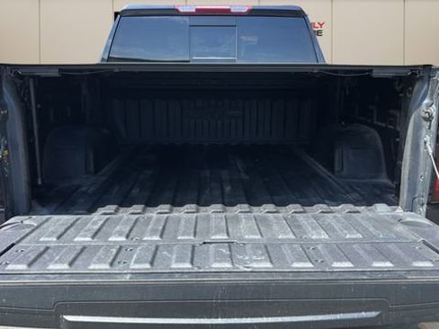 Used 2023 GMC Sierra 1500 SLT w/ SLT Premium Package image 14