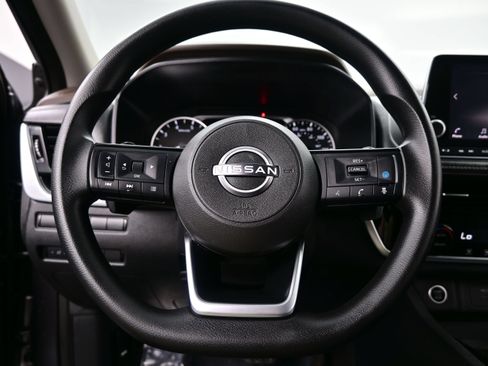 Used 2022 Nissan Rogue SV AWD/4WD image 24
