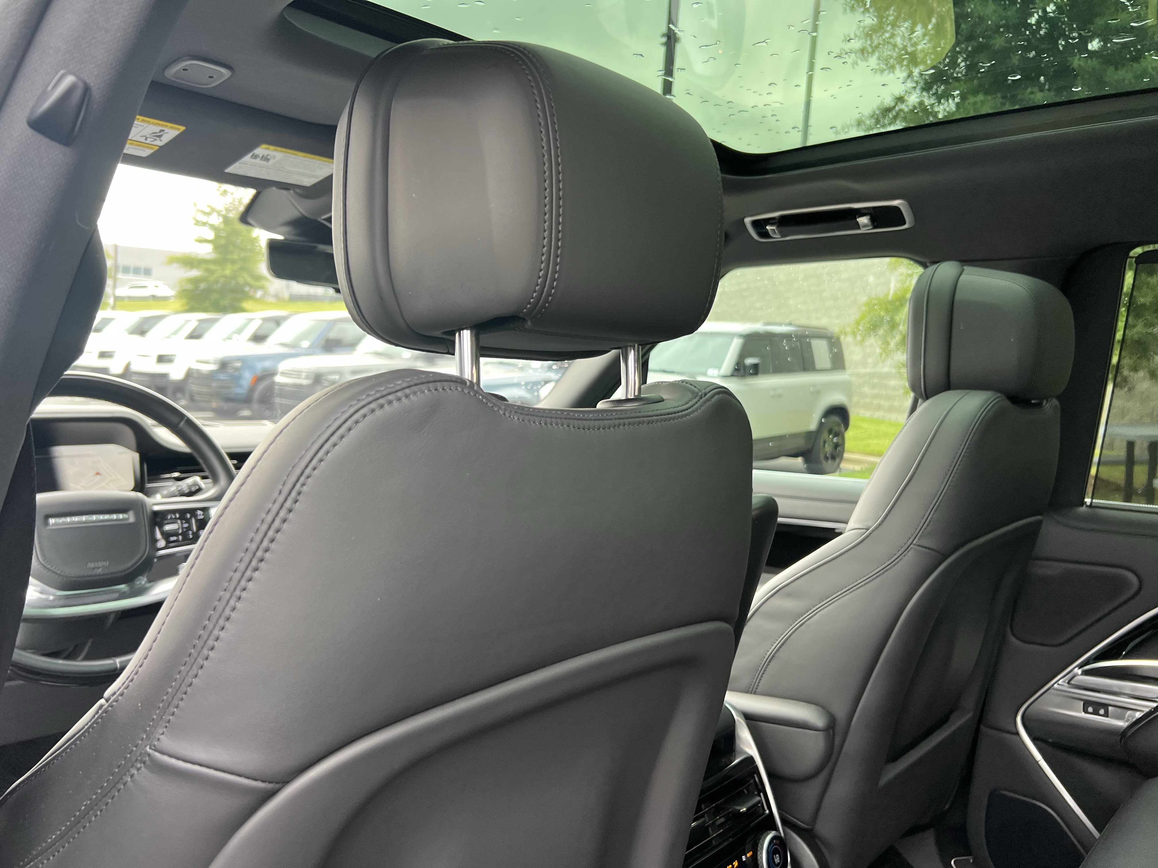 Certified 2023 Land Rover Range Rover SE AWD/4WD image 27