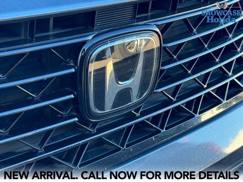 Used 2023 Honda Accord EX image 11