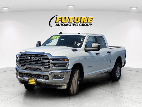 New 2025 RAM 2500 Big Horn AWD/4WD image 2