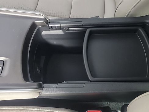 Certified 2021 Honda Accord Touring image 34