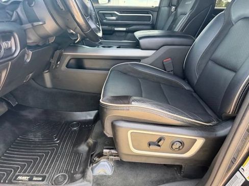Used 2020 RAM 1500 Laramie w/ Sport Appearance Package AWD/4WD image 17