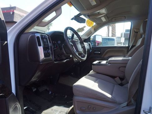 Used 2015 Chevrolet Silverado 2500 LT w/ LT Convenience Package RWD image 18