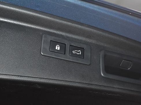 Used 2023 Subaru Forester Limited image 34