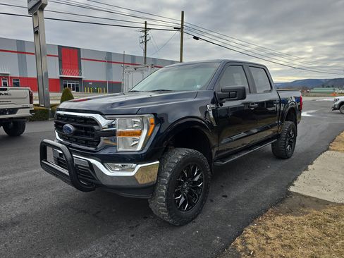 Used 2022 Ford F150 XLT image 8