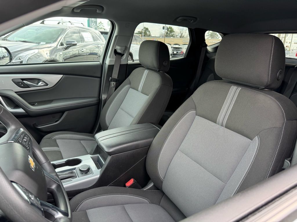 Used 2024 Chevrolet Blazer LT w/ Convenience Package FWD image 8