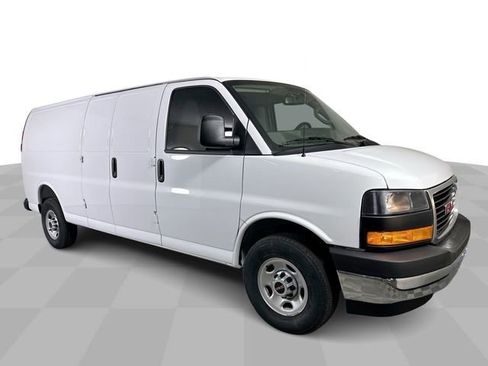 New 2026 GMC Savana 3500 Extended w/ Driver Convenience Package RWD image 3