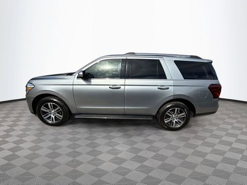 Used 2023 Ford Expedition Limited AWD/4WD image 9