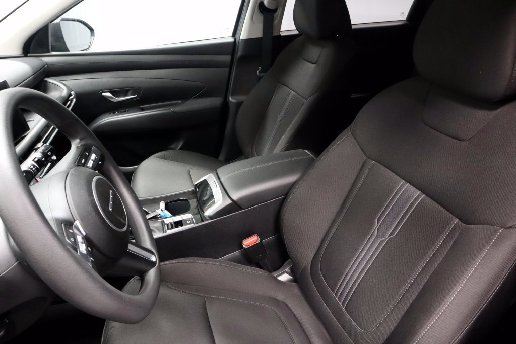 Used 2026 Hyundai Tucson SEL FWD image 25