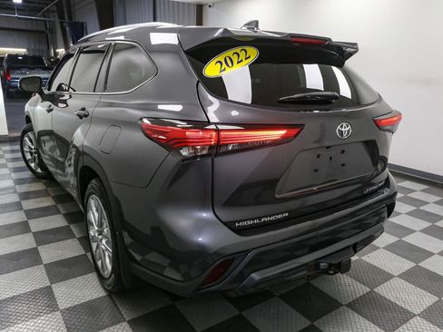 Used 2022 Toyota Highlander Limited AWD/4WD image 9