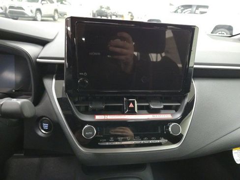 New 2026 Toyota Corolla SE image 22