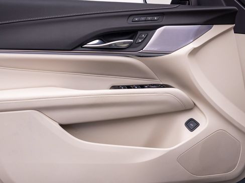 Certified 2022 Cadillac CT4 Premium Luxury AWD/4WD image 12