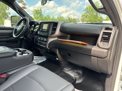 New 2024 RAM 4500 Tradesman image 20
