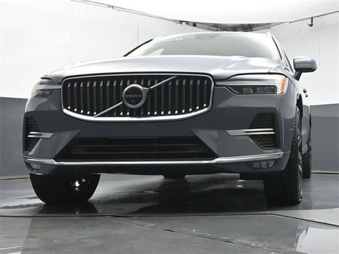 Certified 2023 Volvo XC60 B5 Ultimate image 36
