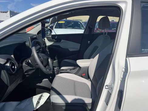 Certified 2023 Hyundai Kona SE AWD/4WD image 12