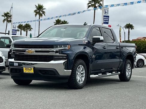 Used 2019 Chevrolet Silverado 1500 LT w/ Texas Edition AWD/4WD image 8