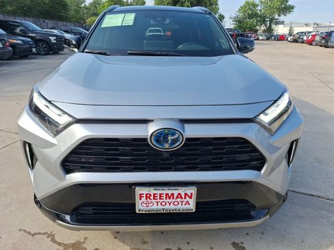 Used 2024 Toyota RAV4 XSE w/ Advanced Technology Package AWD/4WD image 9