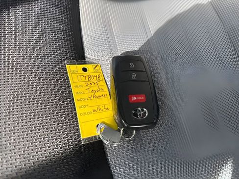 Used 2025 Toyota 4Runner TRD Sport image 36