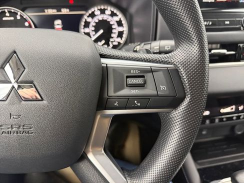 New 2026 Mitsubishi Outlander ES AWD/4WD image 34