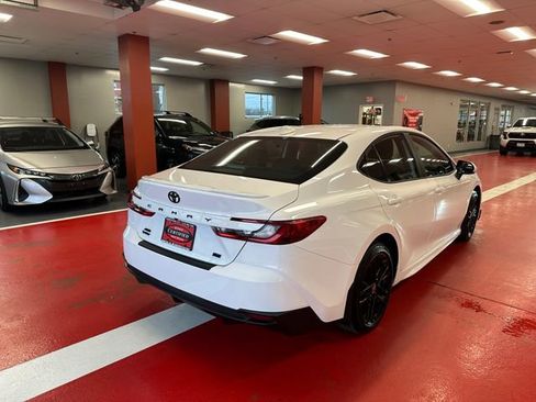 Certified 2025 Toyota Camry SE image 4