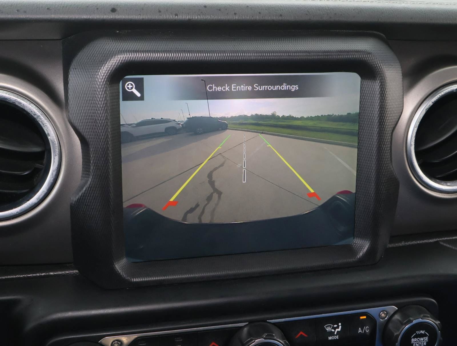 Used 2020 Jeep Gladiator Rubicon AWD/4WD image 27