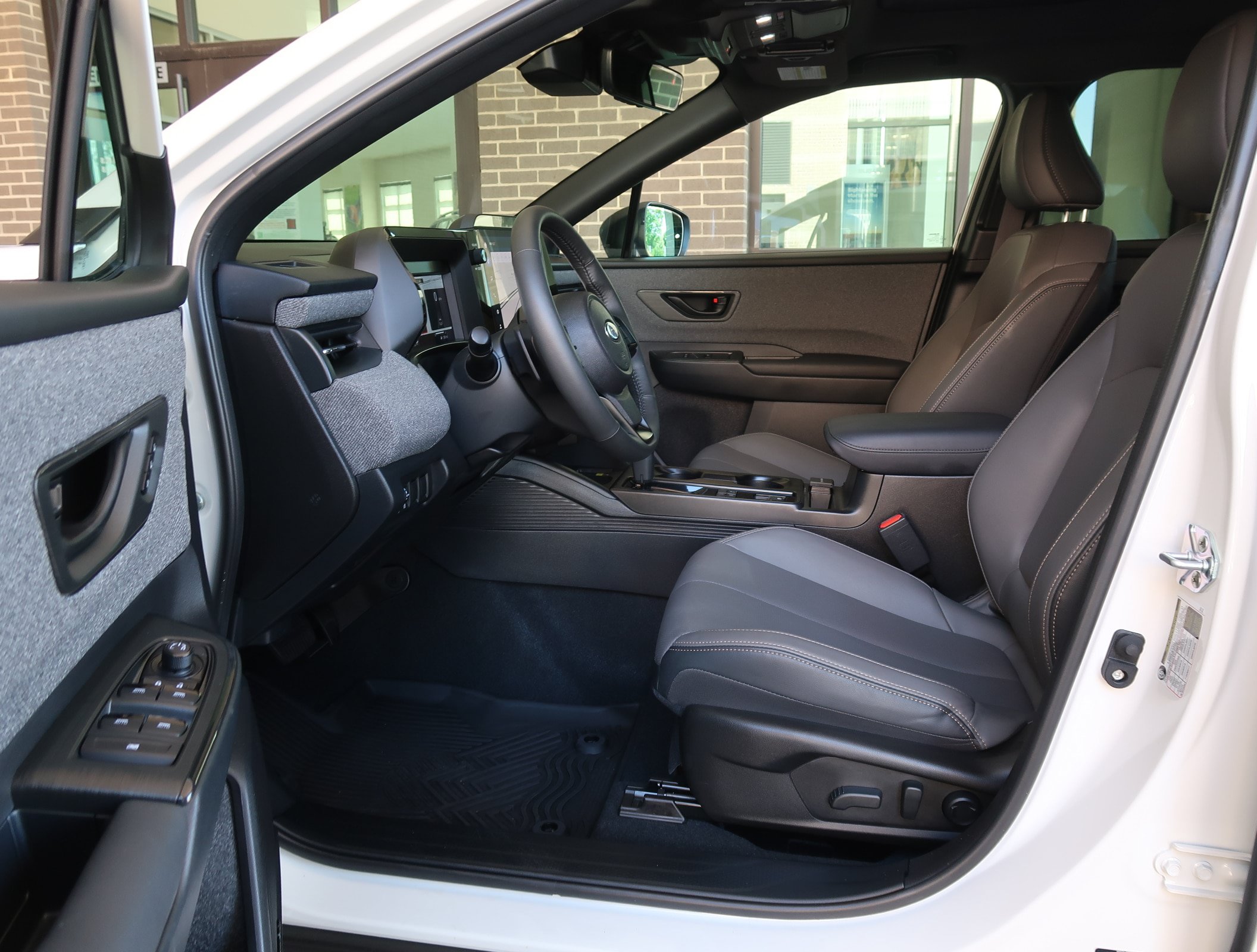 Certified 2026 Subaru Outback Limited w/ Premium/Limited Plus Package AWD/4WD image 11