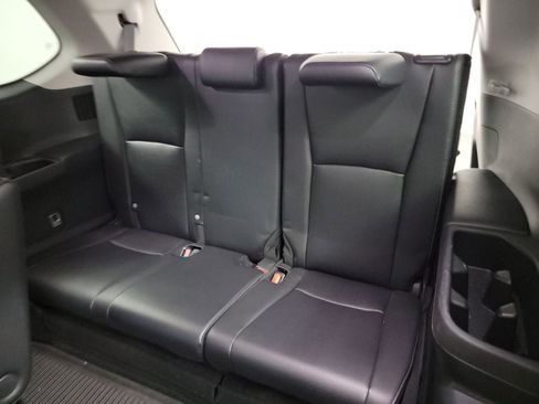 Used 2024 Toyota Grand Highlander Limited image 14