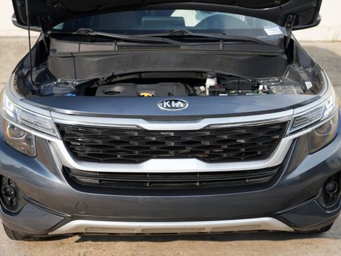 Used 2021 Kia Seltos S FWD image 7