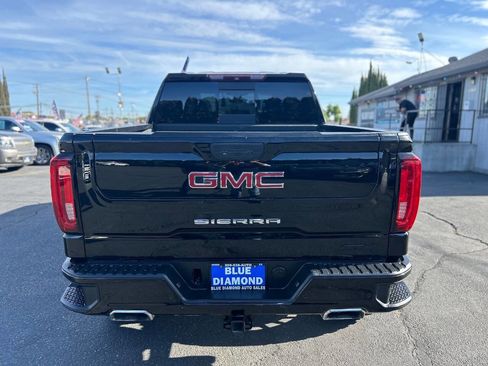 Used 2019 GMC Sierra 1500 AT4 w/ AT4 Premium Package image 5