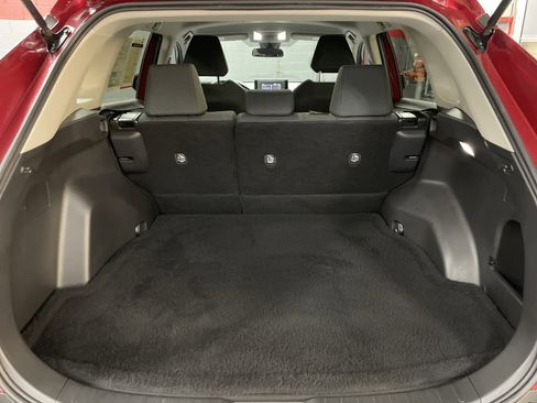 Used 2022 Toyota RAV4 LE image 34