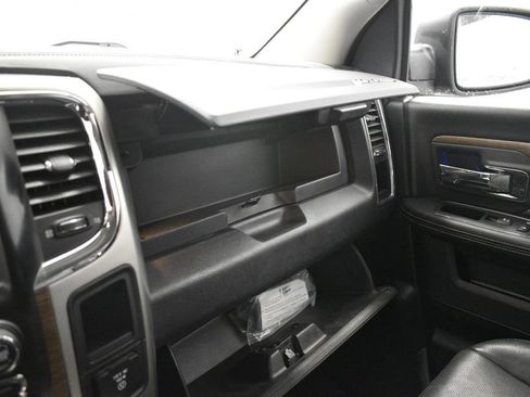 Used 2018 RAM 1500 Laramie w/ Convenience Group image 39