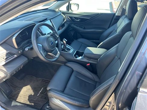 Used 2025 Subaru Outback Limited image 19