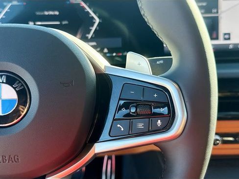 Used 2026 BMW 330i Sedan w/ M Sport Package image 39