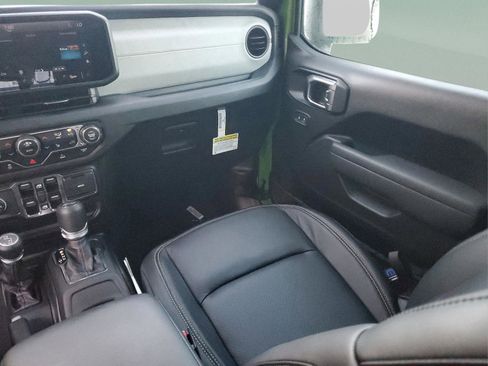 New 2025 Jeep Wrangler Sport S image 10