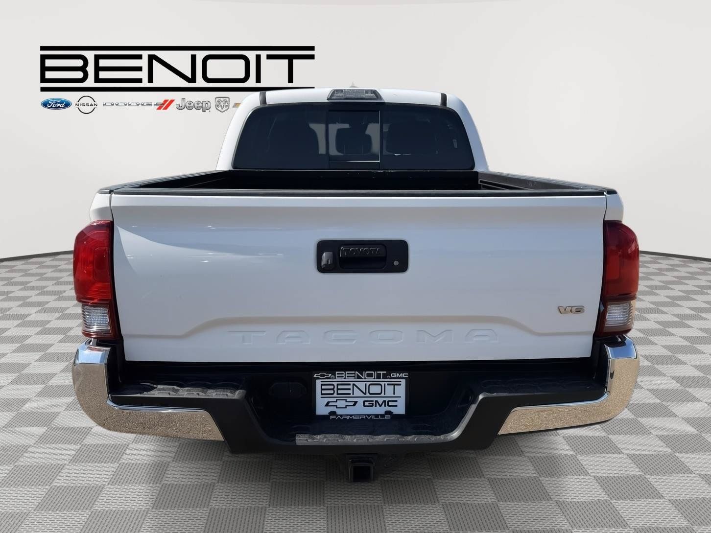 Used 2023 Toyota Tacoma SR5 RWD image 6
