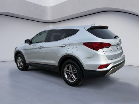 Used 2017 Hyundai Santa Fe Sport image 3