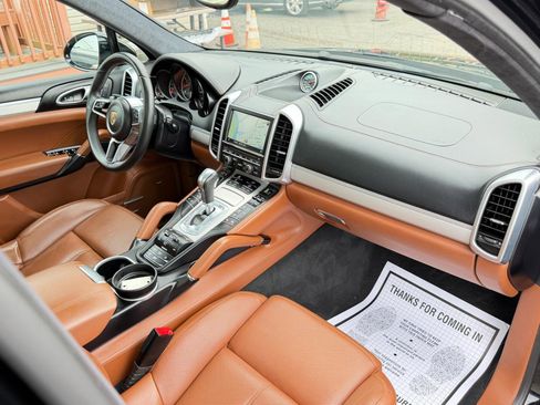 Used 2016 Porsche Cayenne GTS AWD/4WD image 51
