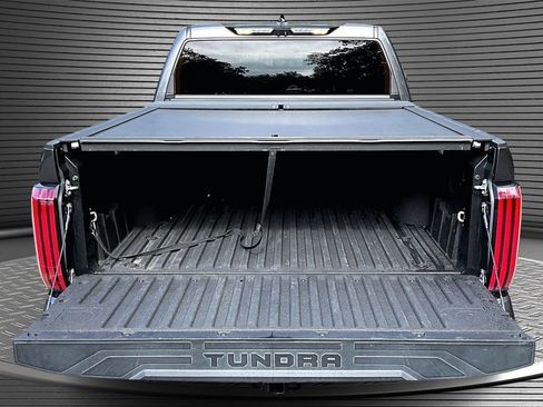 Used 2023 Toyota Tundra Platinum image 33
