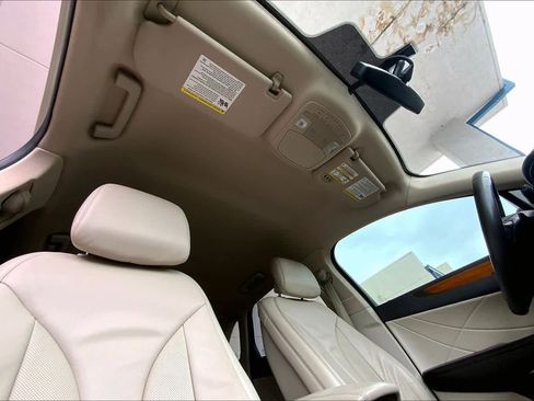 Used 2018 Lincoln MKC Select w/ Select Plus Package image 13