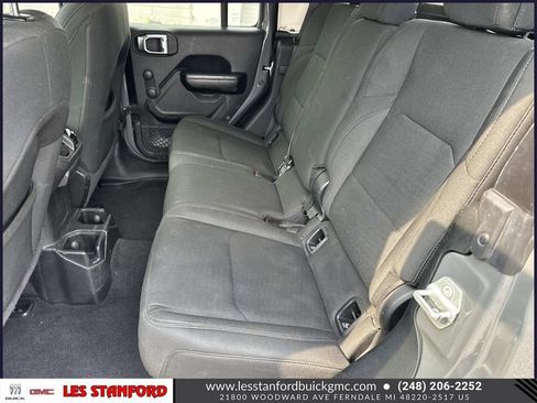 Used 2021 Jeep Gladiator Sport AWD/4WD image 13