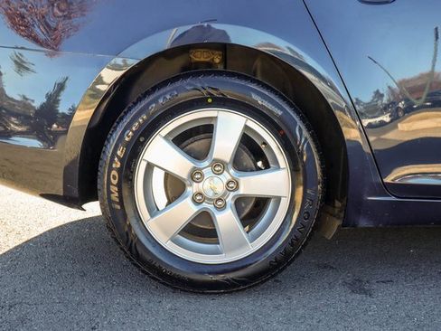 Used 2016 Chevrolet Cruze LT image 24