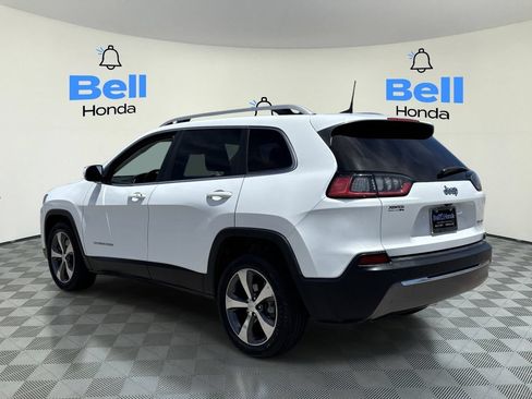 Used 2020 Jeep Cherokee Limited FWD image 3