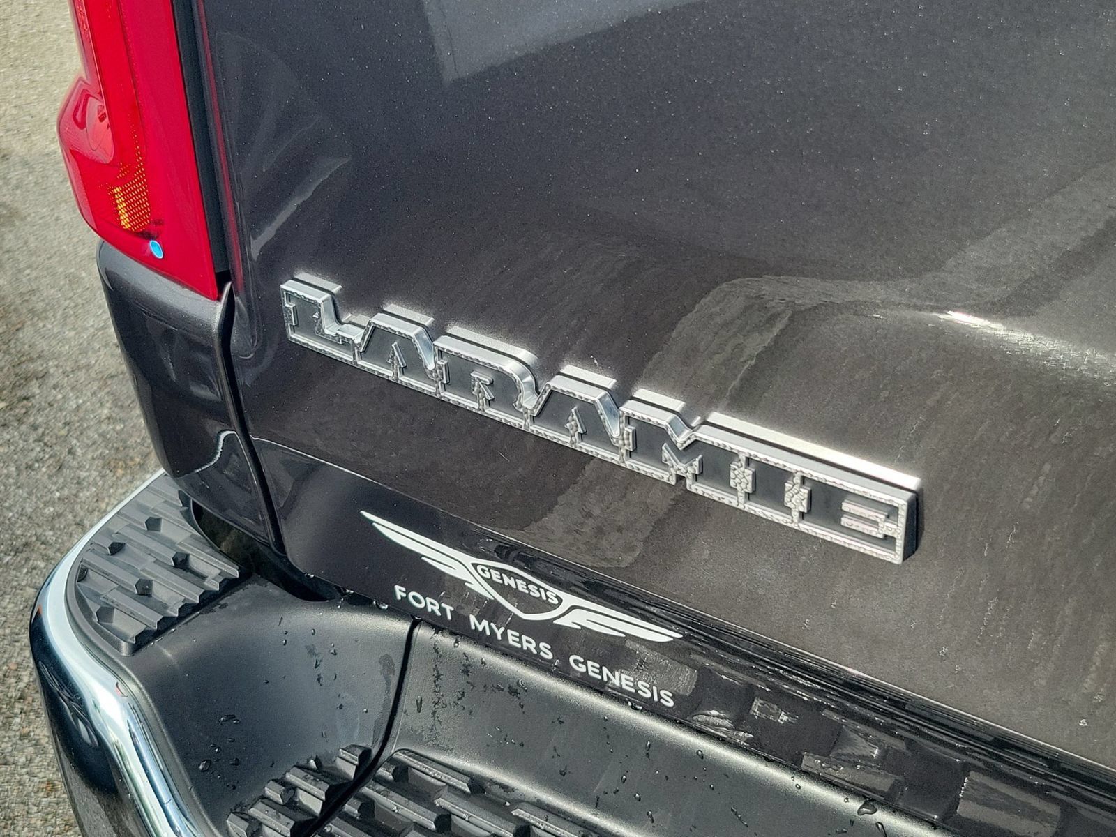 Used 2026 RAM 1500 Laramie AWD/4WD image 10