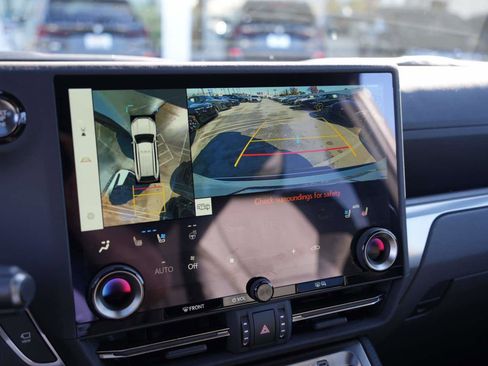 Used 2025 Lexus GX 550 GX 550 Premium 4WD 4WD image 33