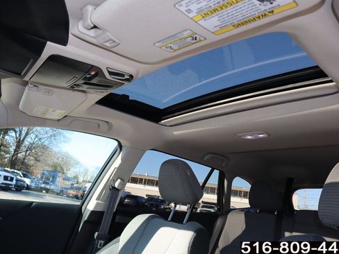 Used 2025 Subaru Outback Premium w/ Popular Package #1 image 17