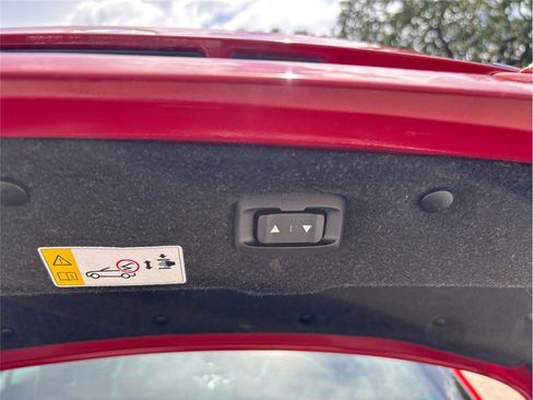 Used 2020 BMW M4 Convertible w/ Competition Package image 51